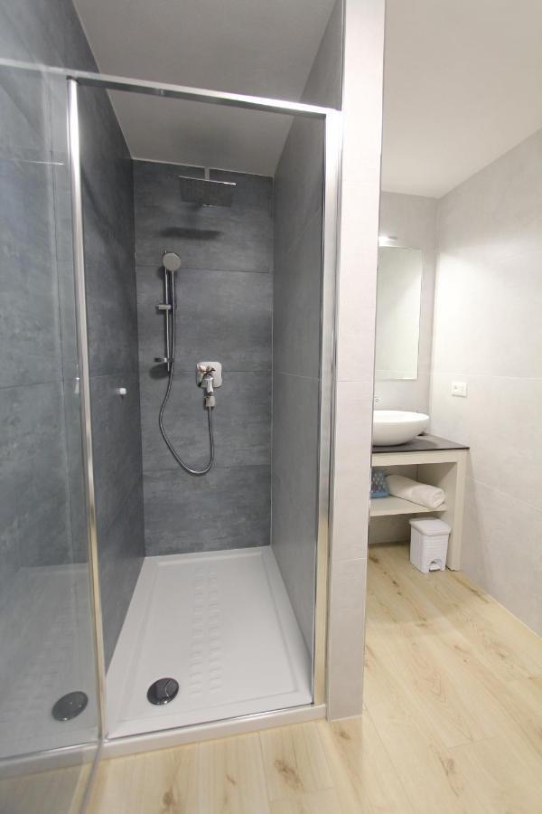 Affittacamere B&B Mercedes Romallo Luaran gambar